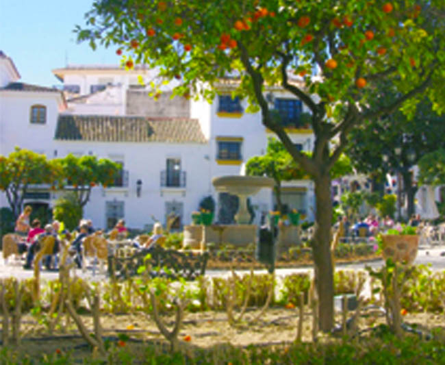 Plaza de las Flores en Estepona